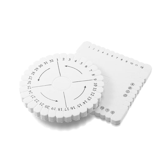 2 Flechtschaumplatten: runde und quadratische Kordelwebscheiben