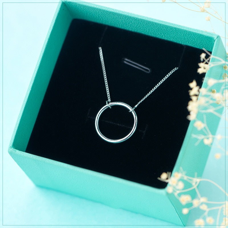 Classic Round Circle Pendant Necklace