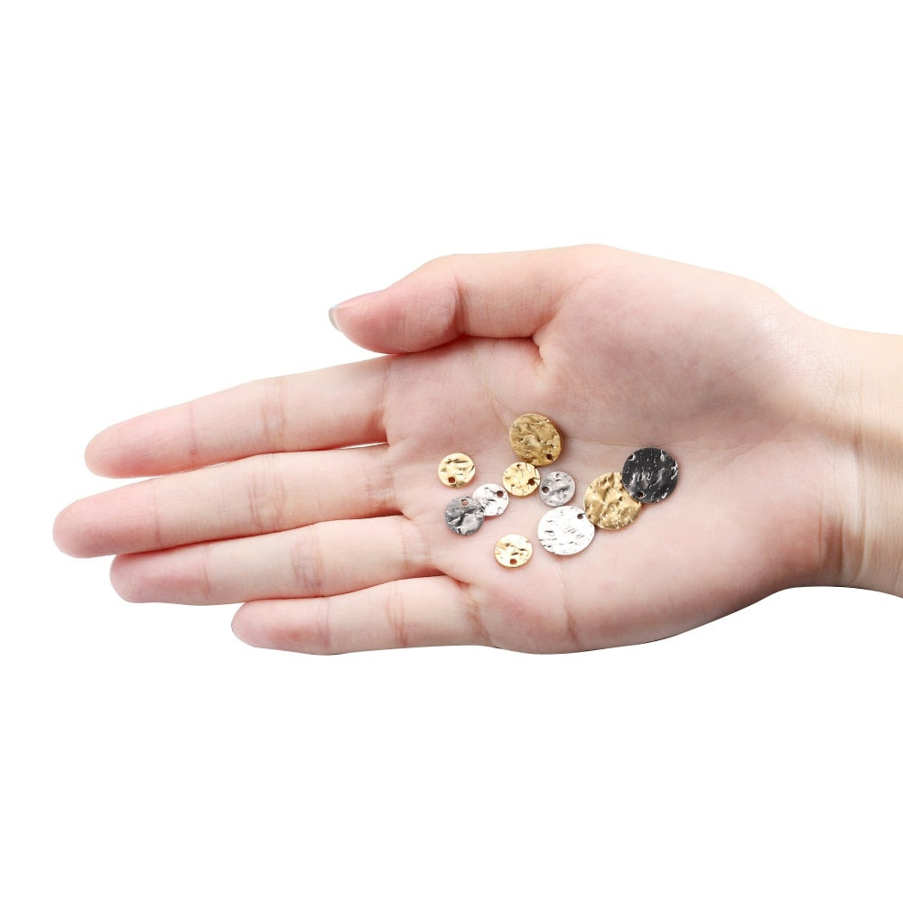 Runder Falten-Charms-Anhänger aus Edelstahl, 20–50 Stück
