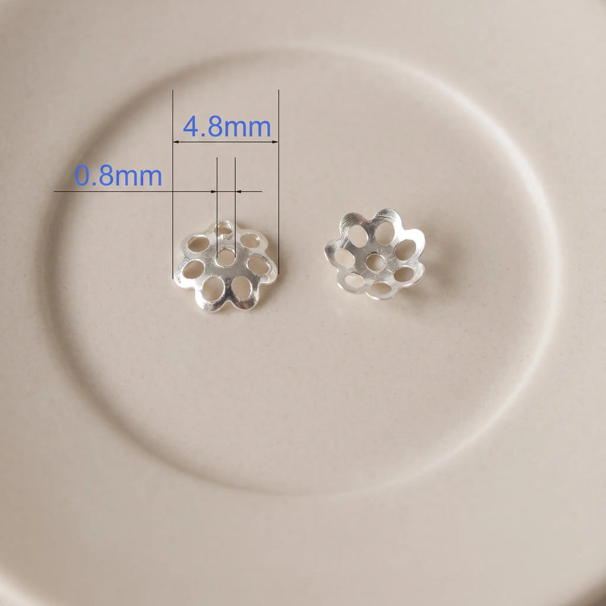4.8mm sterling silver flower bead cap with 0.8mm center hole