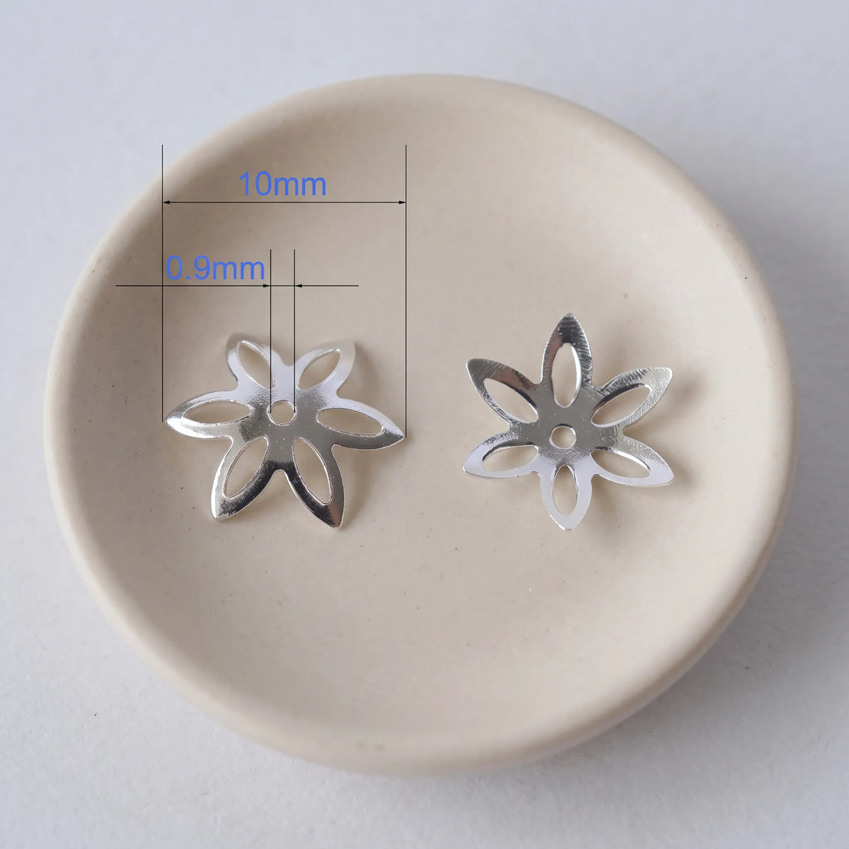 10mm openwork 925 sterling silver flower bead cap with 0.9mm center hole