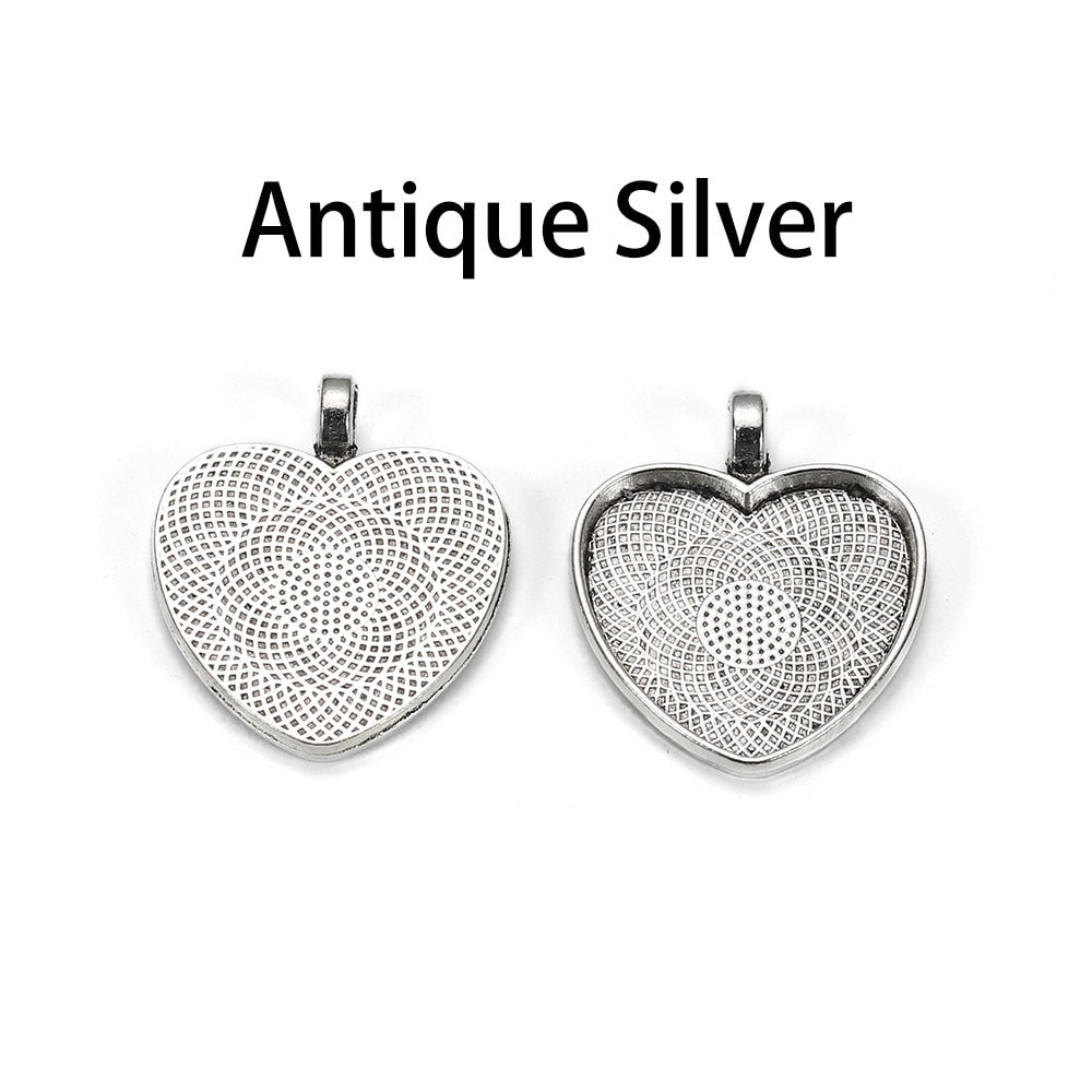 10pcs 25mm Heart-Shaped Cabochon Pendant Base