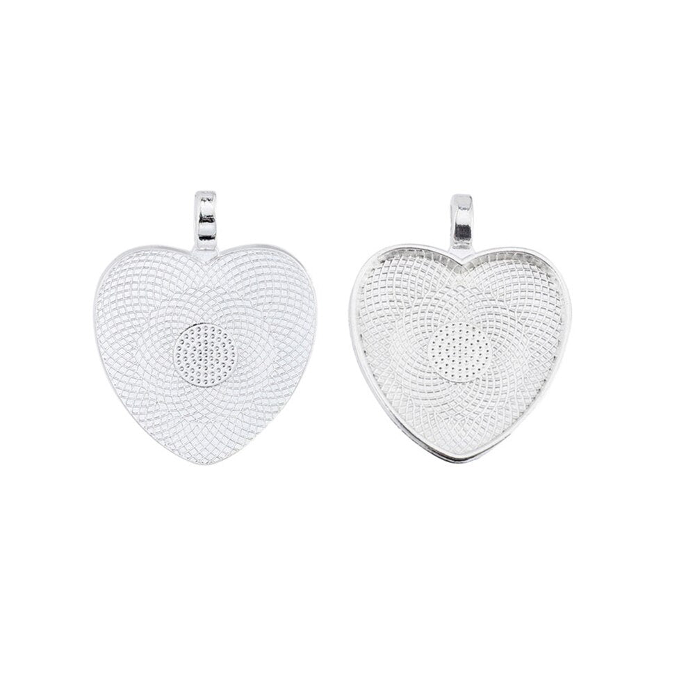 10pcs 25mm Heart-Shaped Cabochon Pendant Base