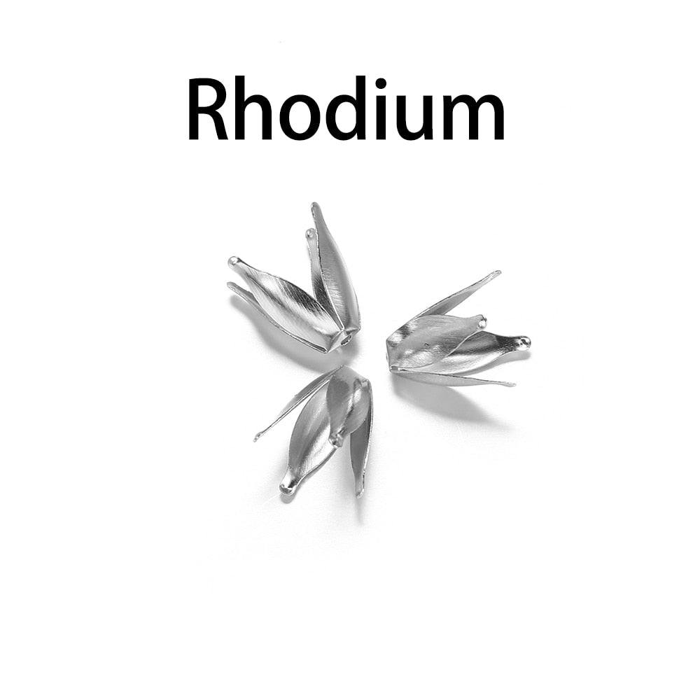 Filigrane Blütenblatt-Perlenkappen aus Silber und Gold, 100 Stück