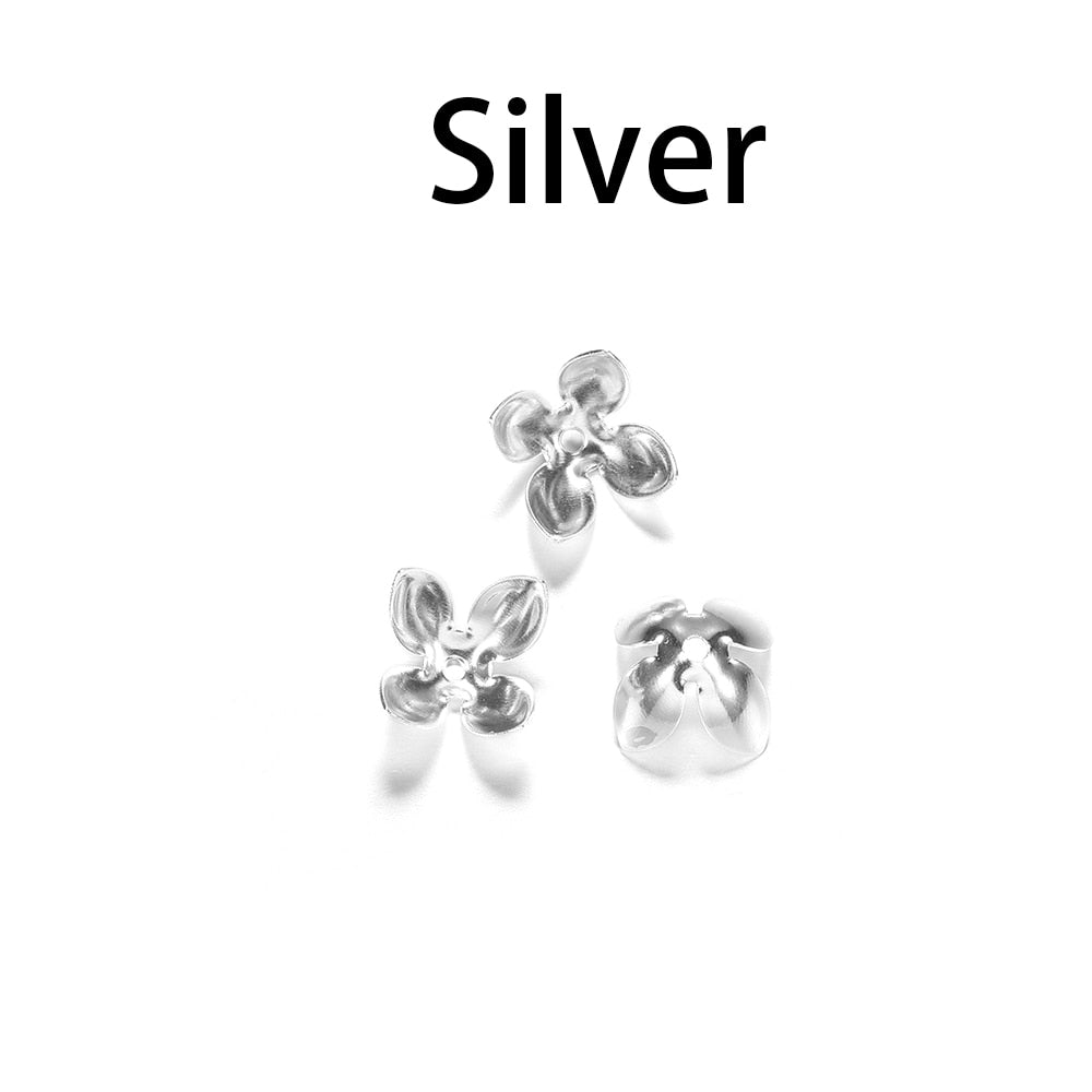 15 x 8 mm vergoldete Perlenkappen mit vier Blättern, 50 Stück