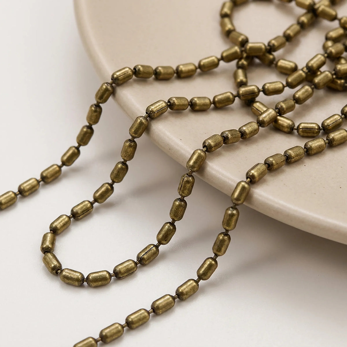 Antique bronze cylindrical bead chain