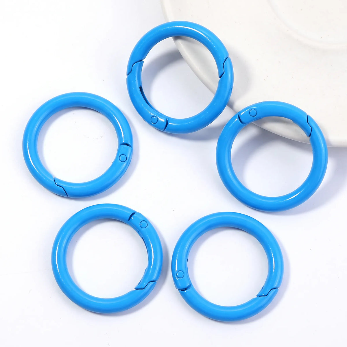 Blue metal round carabiner clasps with openable spring closure