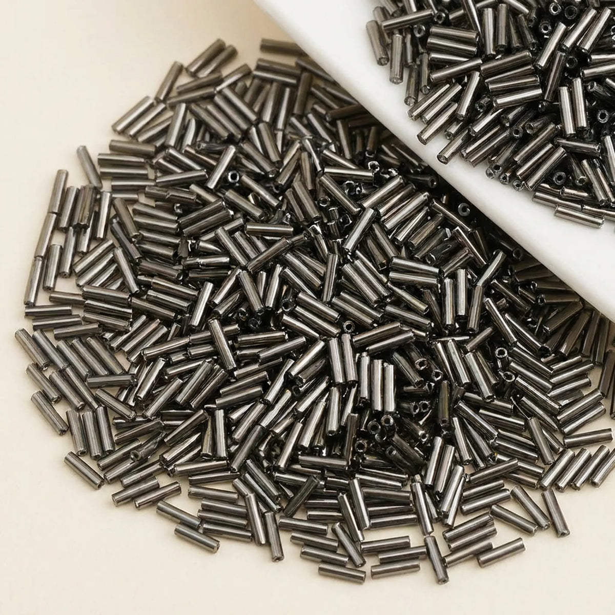 Gunmetal 2x6mm long tube lined cylinder glass seed beads for jewelry making, 400pcs