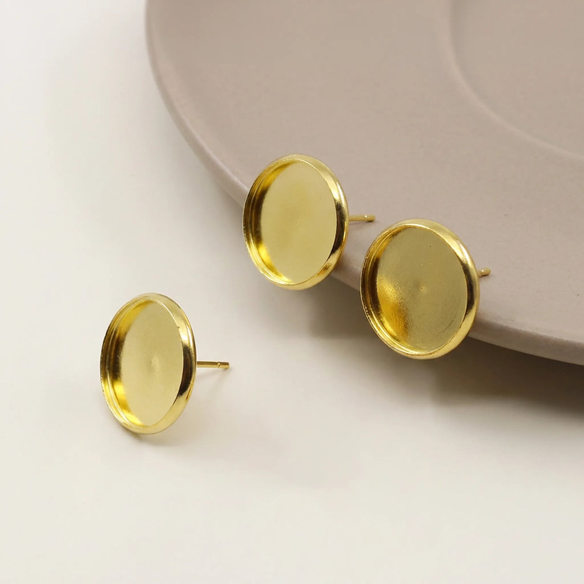 Gold iron blank cabochon stud earring base with round bezel tray