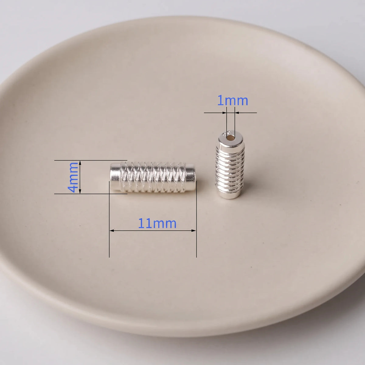 Sterling silver screw clasp 11 x 4mm with 1mm end hole