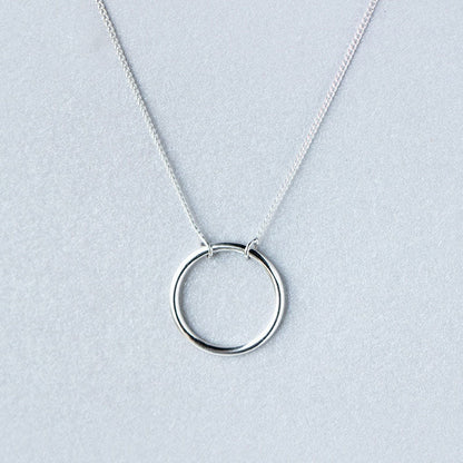 Classic Round Circle Pendant Necklace