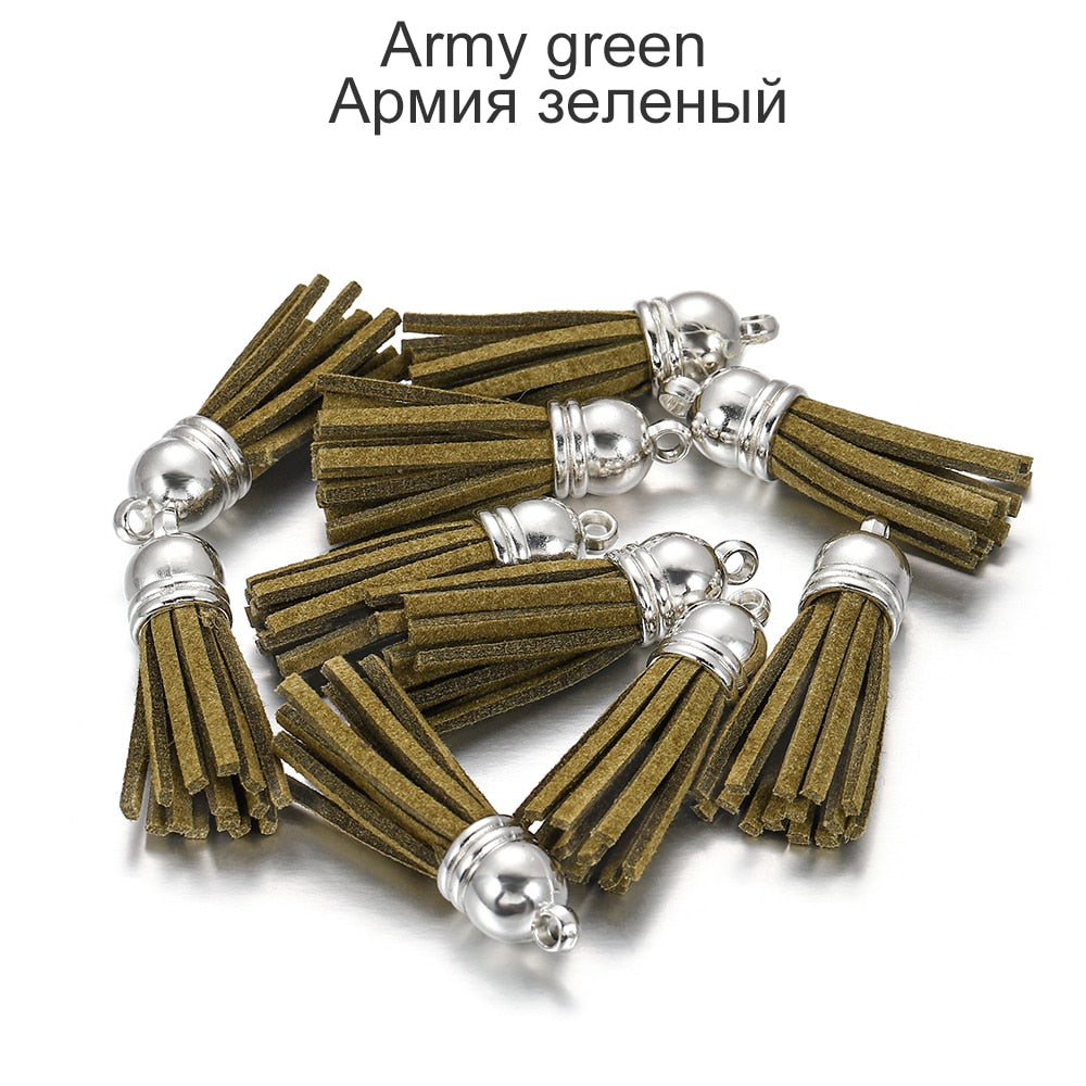 20 pendentifs en cuir vintage avec pompon de 38 mm.