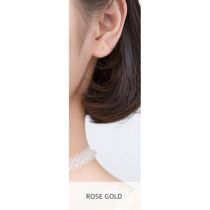 Boucle d'oreille à tige avec lignes géométriques