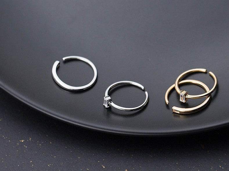 Glänzender Zirkon-Silberring im 2-Stil