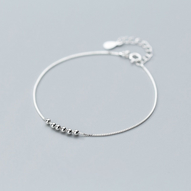 Einfaches Charm-Perlen-Kettenarmband