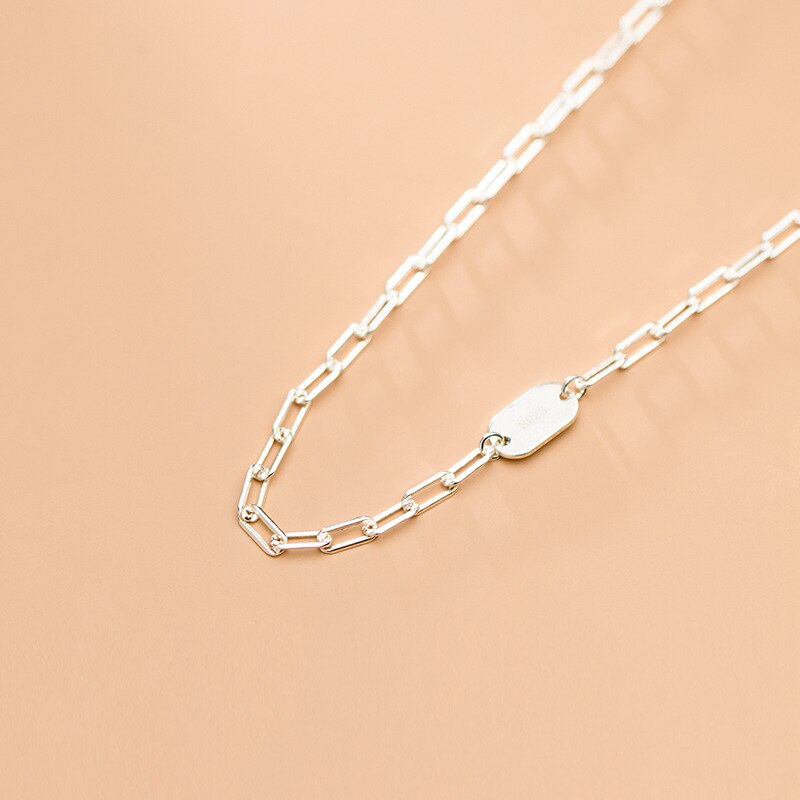 Minimalist Oval Pendant Necklace