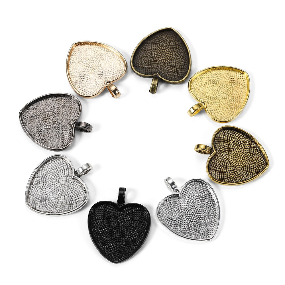 10pcs 25mm Heart-Shaped Cabochon Pendant Base