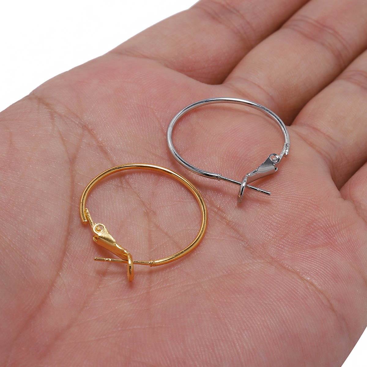 Boucles d'oreilles créoles rondes dorées de 20 à 50 mm