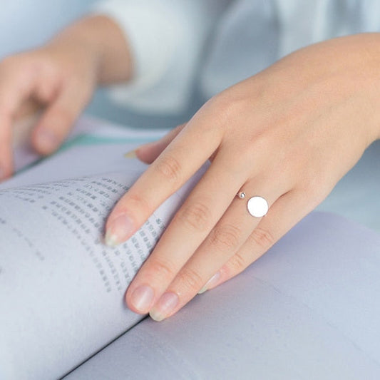 Geometrischer Silberring mit Scheibenperlen