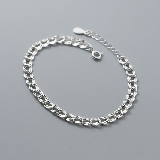 Schlichtes Armband aus glitzerndem Zwirn