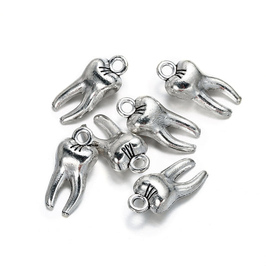 20Pcs 7x16mm Zombie Tooth Pendants