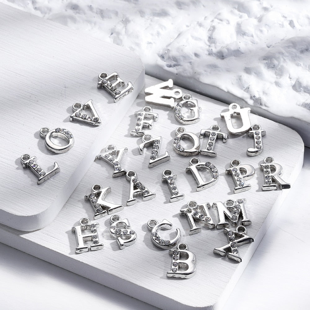 26 Stück Legierung eingelegte Strasssteine ​​AZ englische Buchstaben-Alphabet-Anhänger