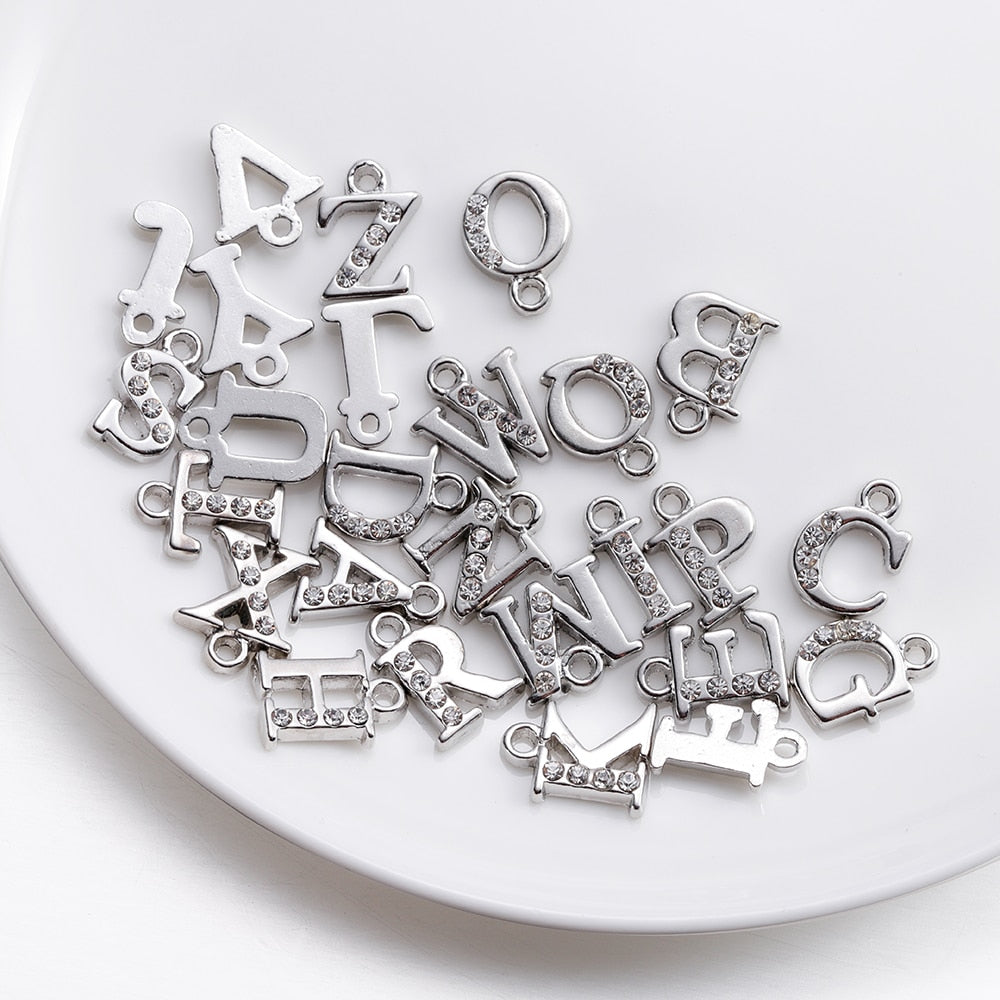 26 Stück Legierung eingelegte Strasssteine ​​AZ englische Buchstaben-Alphabet-Anhänger